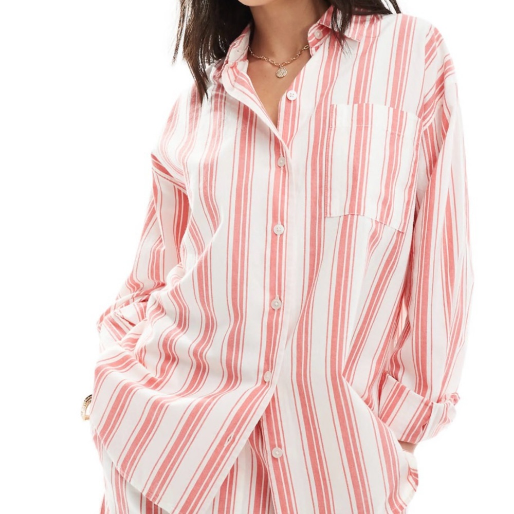 Old Navy women's Pink and White stripe Long Sleeve Oversized Tee
